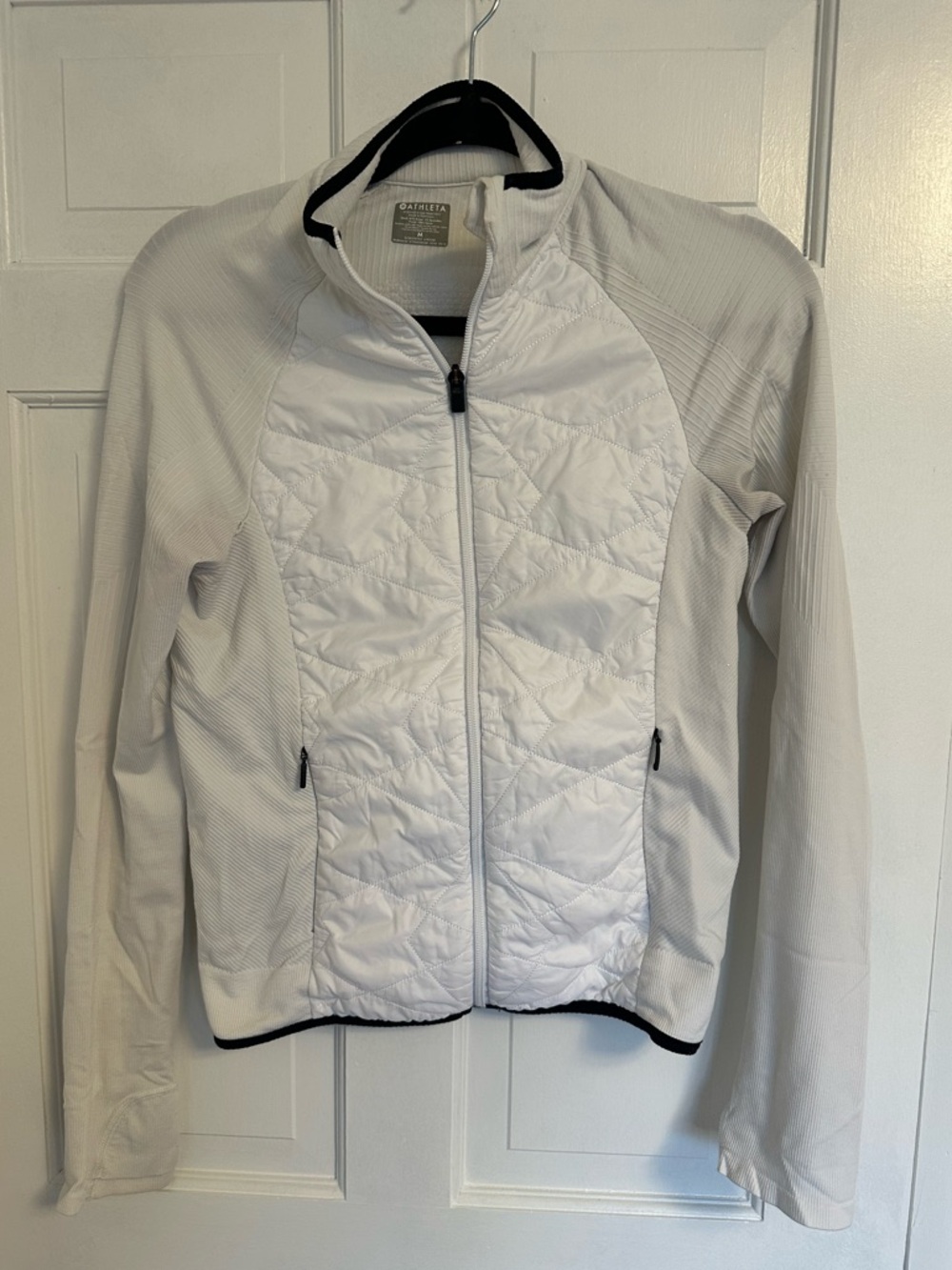 Athleta White Quilted Hybrid Puffer Jacket